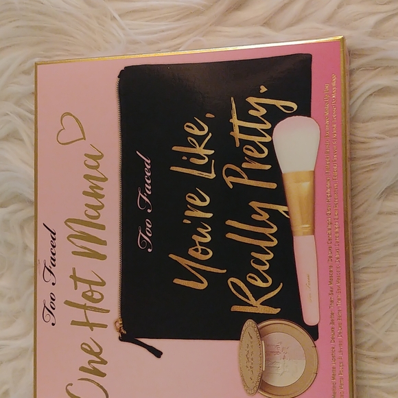 💝FIRM! NWT TOO FACED ONE HOT MAMA BOX SET (DISCONTINUED) - Picture 8 of 14